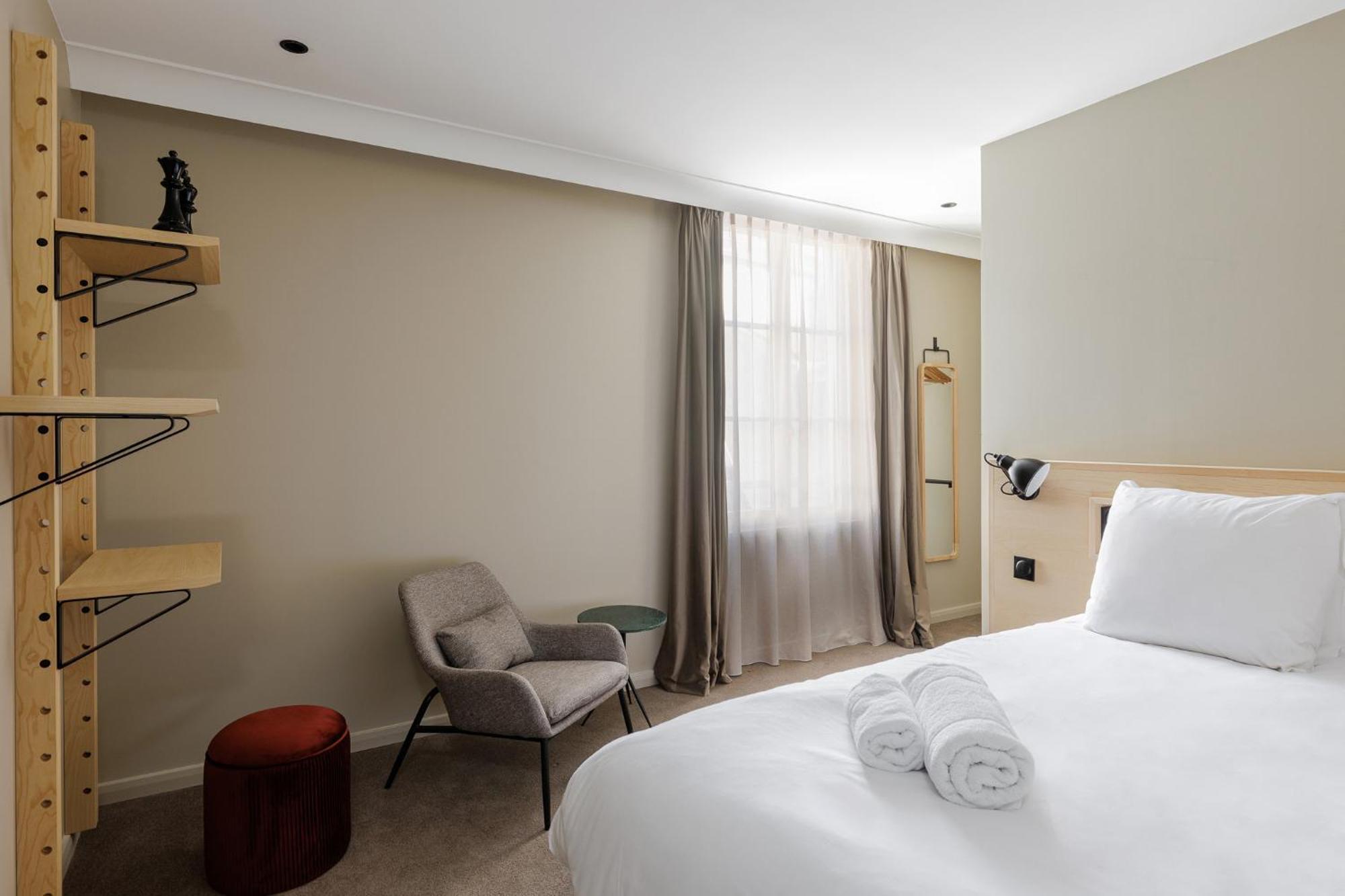 אורליאן Hotel Des Sept - Entree Autonome, Reception En Ligne - Encore Mieux מראה חיצוני תמונה